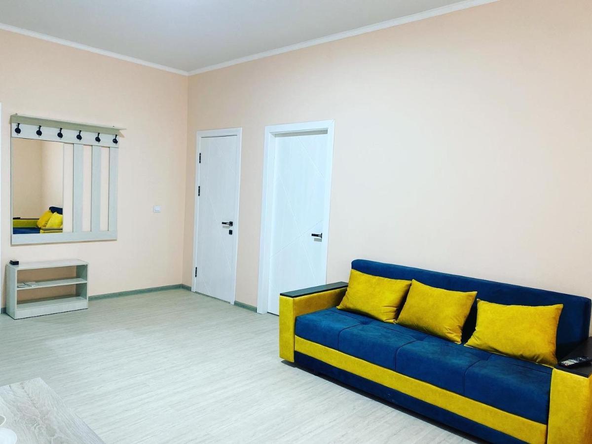 Apart House Turkistan Bagian luar foto