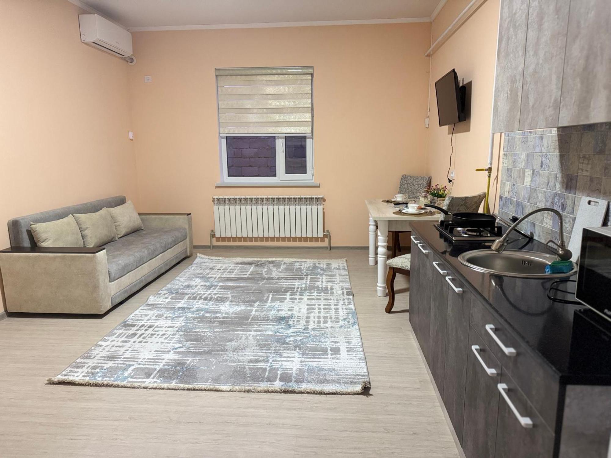 Apart House Turkistan Bagian luar foto